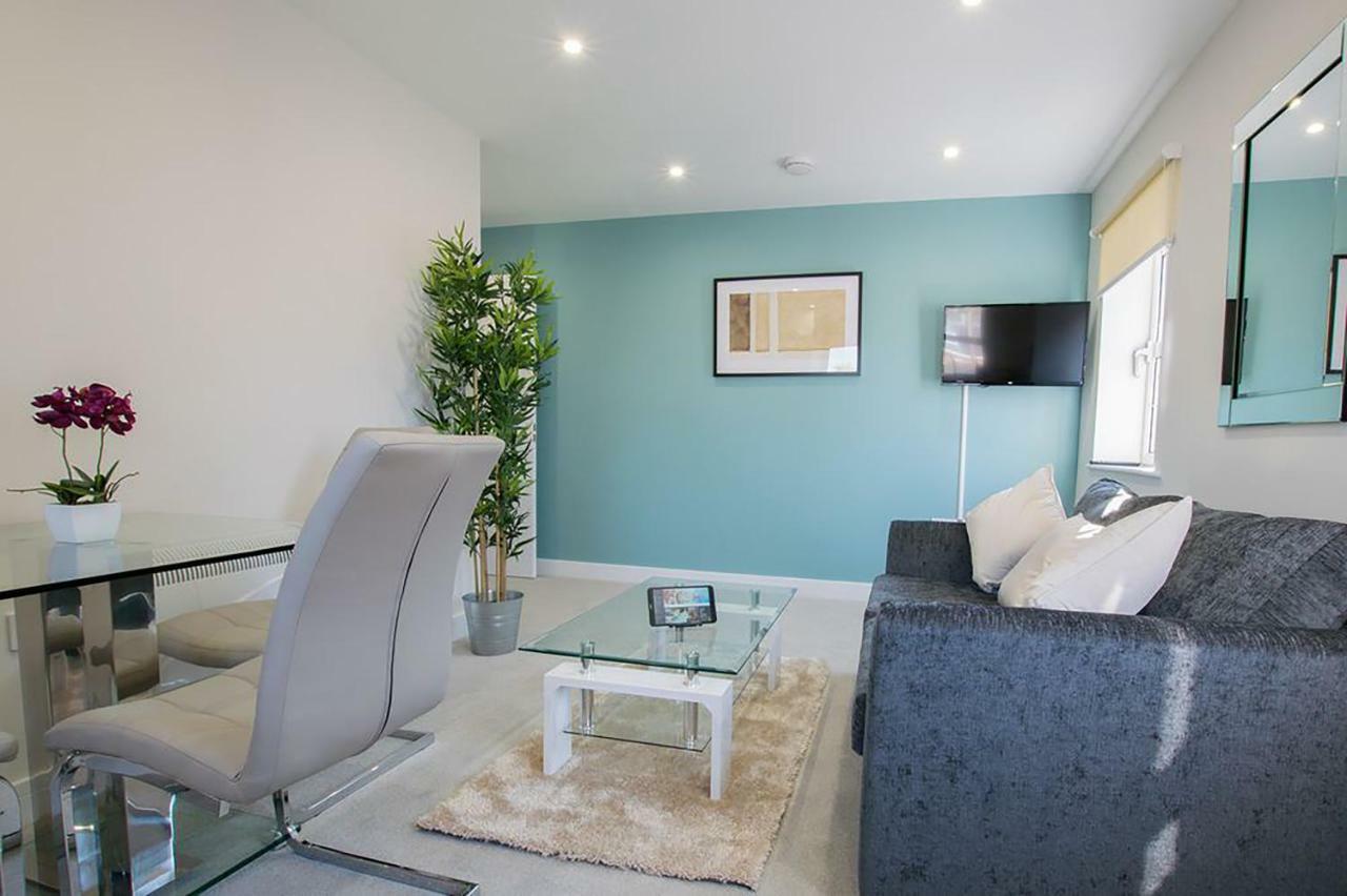 สแตรทฟอร์ด เซ็นทรัล อพาร์ตเมนต์  Apartment สแตรทฟอร์ด อะพอน เอวอน ภายนอก รูปภาพ