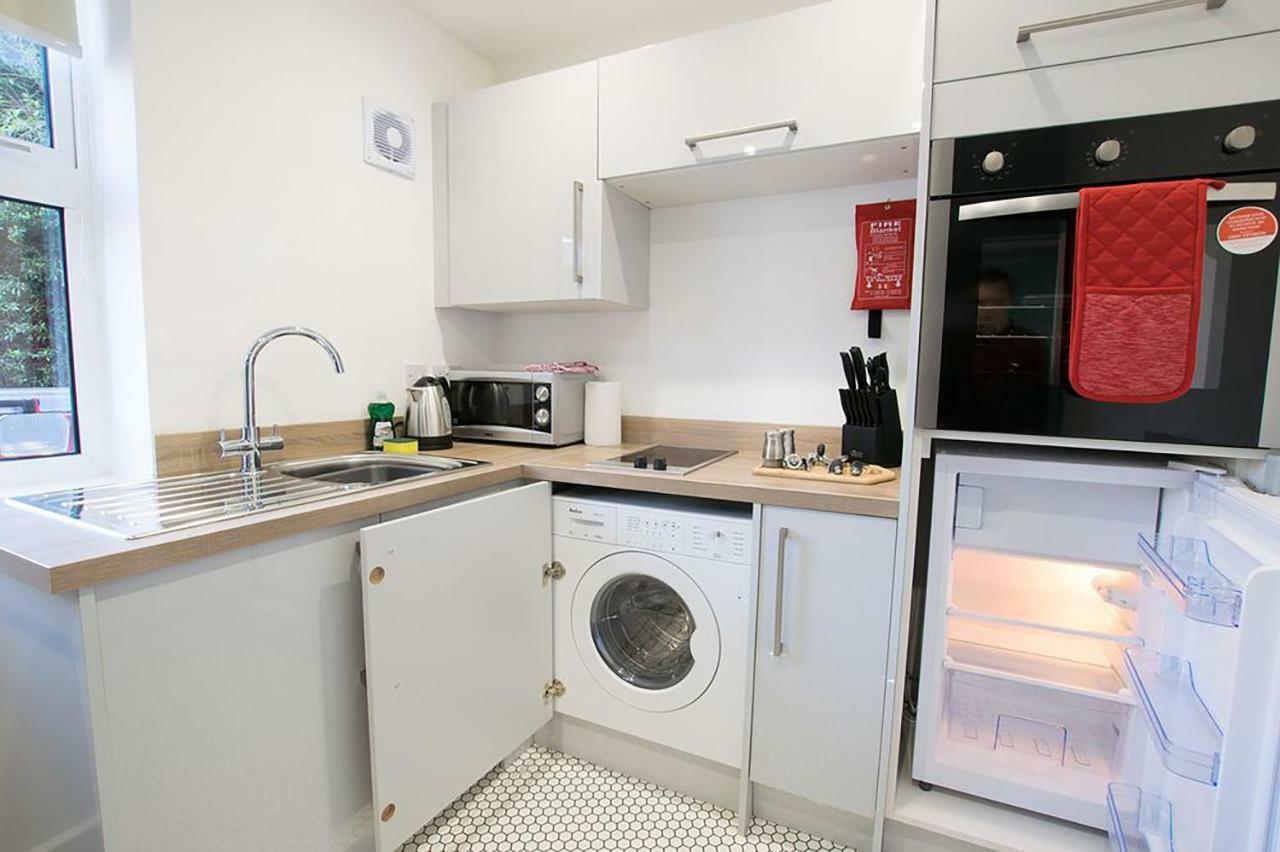 สแตรทฟอร์ด เซ็นทรัล อพาร์ตเมนต์  Apartment สแตรทฟอร์ด อะพอน เอวอน ภายนอก รูปภาพ