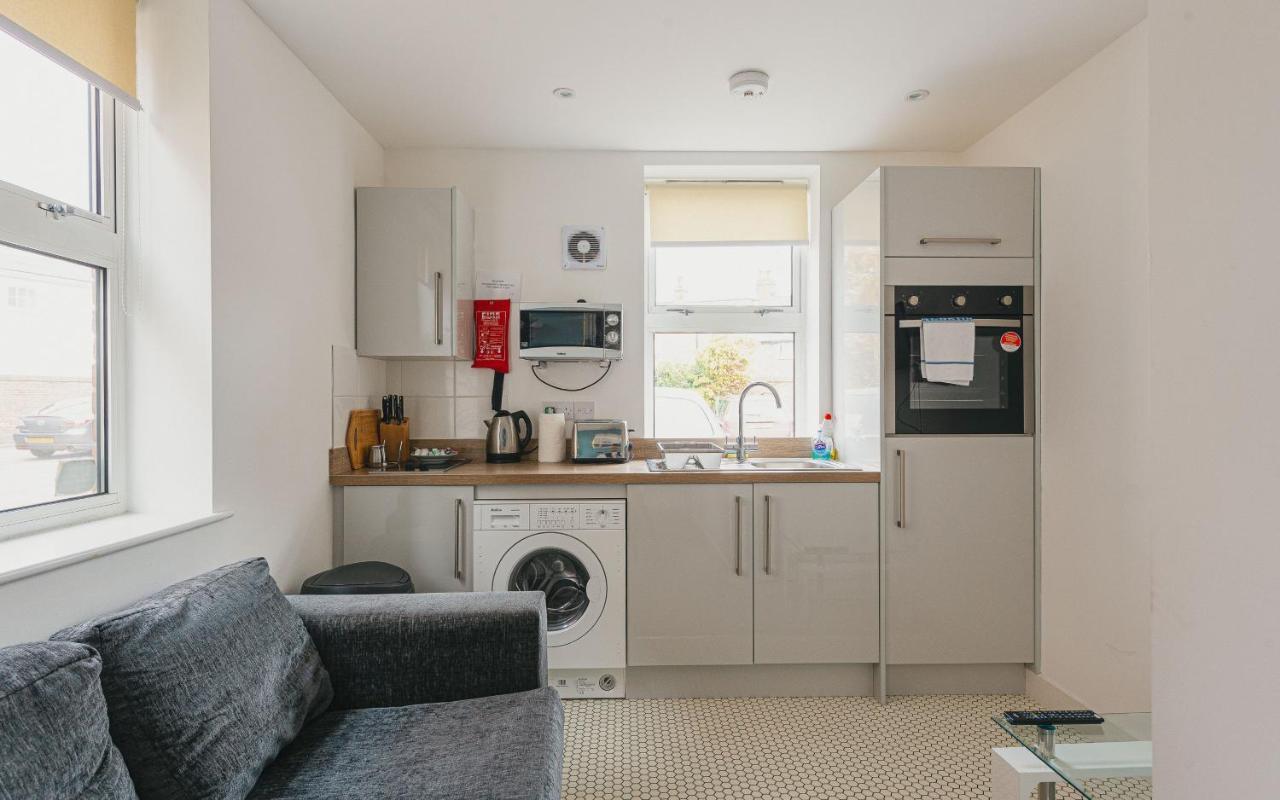 สแตรทฟอร์ด เซ็นทรัล อพาร์ตเมนต์  Apartment สแตรทฟอร์ด อะพอน เอวอน ภายนอก รูปภาพ