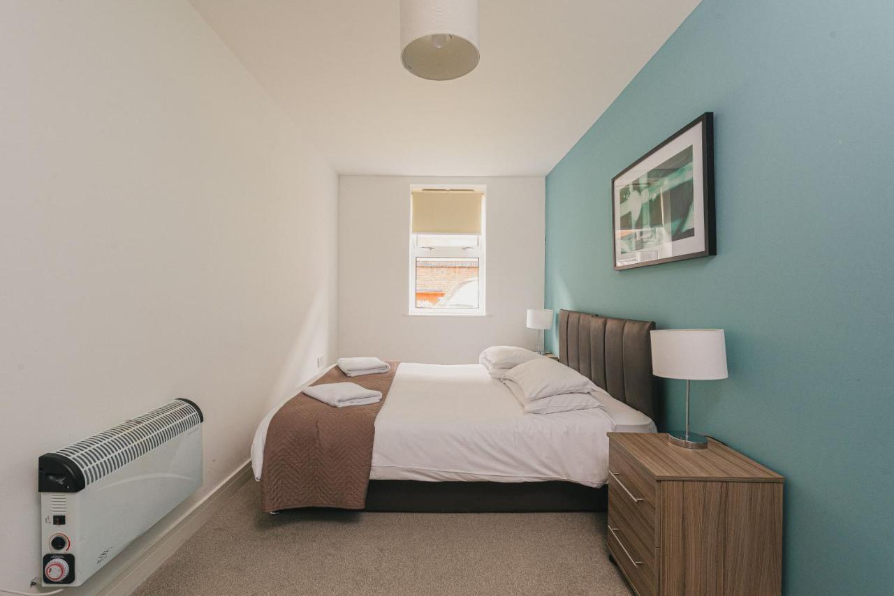 สแตรทฟอร์ด เซ็นทรัล อพาร์ตเมนต์  Apartment สแตรทฟอร์ด อะพอน เอวอน ภายนอก รูปภาพ