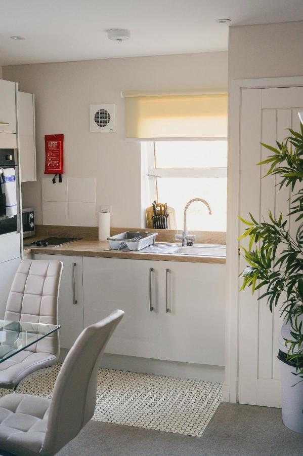 สแตรทฟอร์ด เซ็นทรัล อพาร์ตเมนต์  Apartment สแตรทฟอร์ด อะพอน เอวอน ภายนอก รูปภาพ
