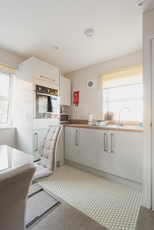 สแตรทฟอร์ด เซ็นทรัล อพาร์ตเมนต์  Apartment สแตรทฟอร์ด อะพอน เอวอน ภายนอก รูปภาพ