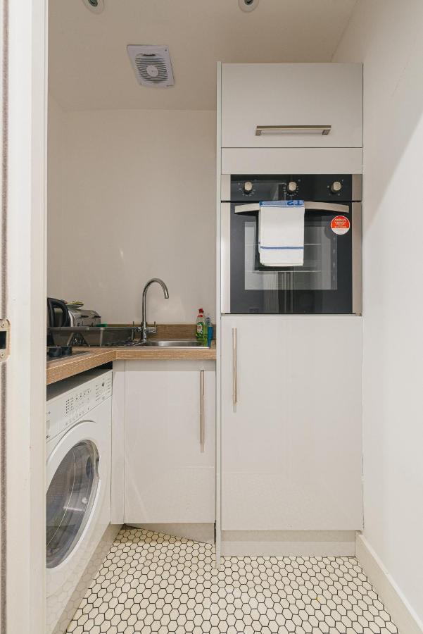 สแตรทฟอร์ด เซ็นทรัล อพาร์ตเมนต์  Apartment สแตรทฟอร์ด อะพอน เอวอน ภายนอก รูปภาพ